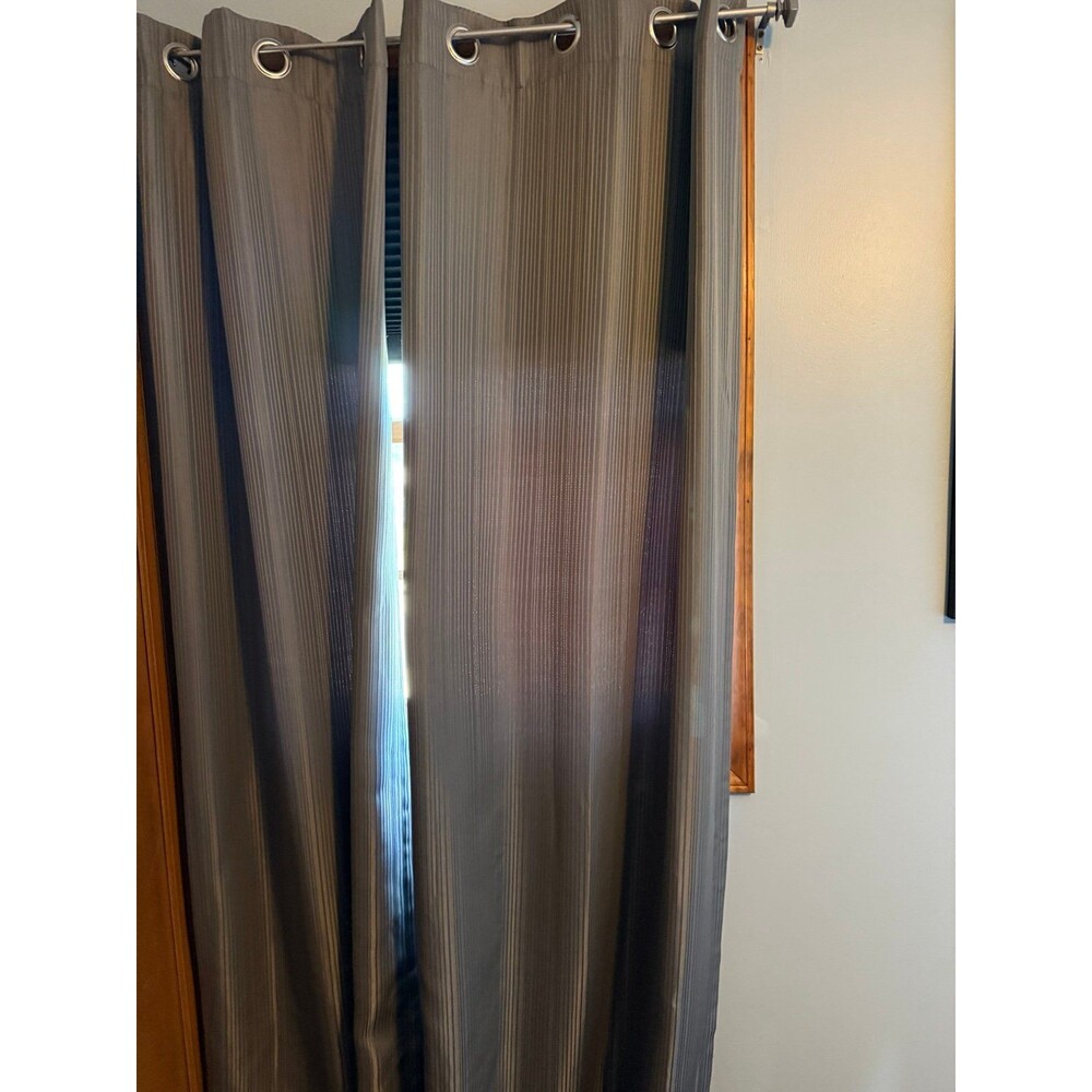 The big one bedroom curtains
